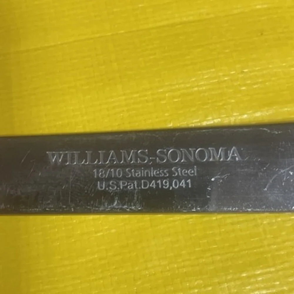 Williams-Sonoma 18/10 Stainless Steel Solid Serving Spoon Cutout Hanging Handle